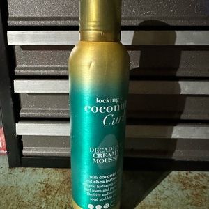 OGX Locking + Coconut Curls Mousse